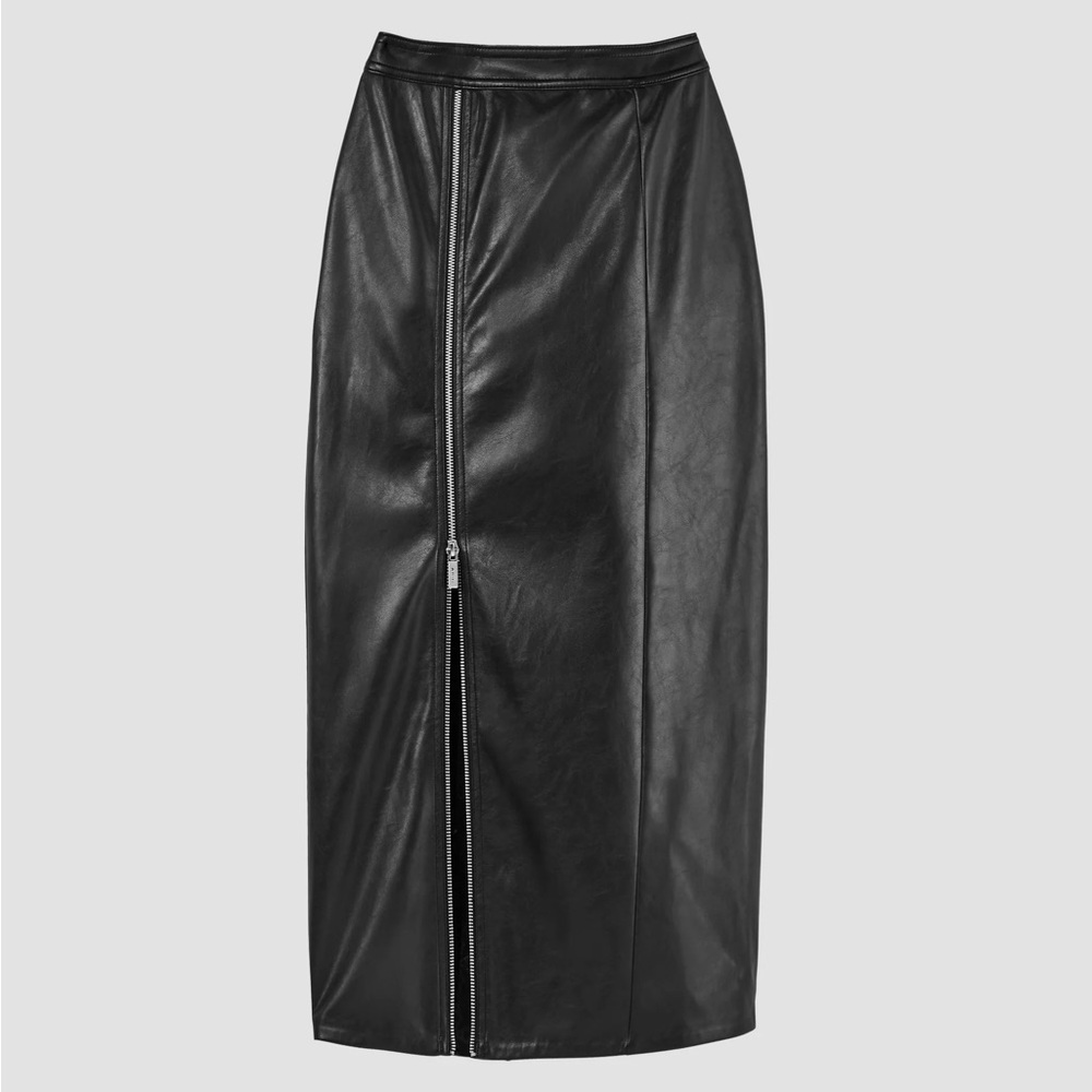 Chic Black Faux Leather Pencil Skirt